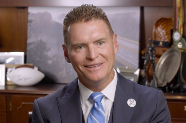 Tim Deer-  Physician providing Evoke System with closed‑loop spinal cord stimulation for chronic pain management.